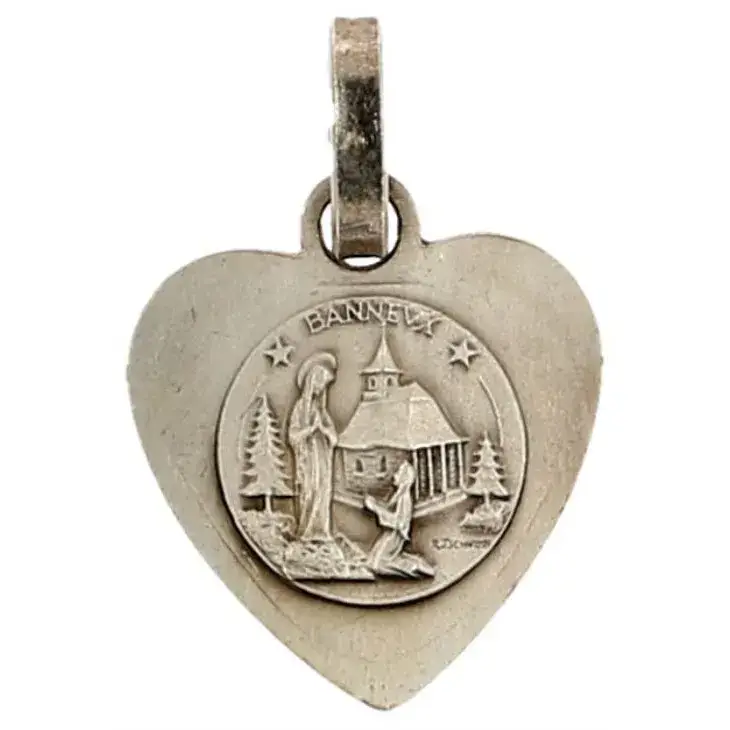 Medaille en métal argenté de la Vierge de Banneux 12 mm