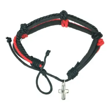 Armband op koord Leder rood / zwart + kruijse metaal