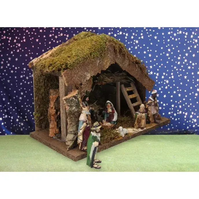 Cabane + 11 Pers 9 Cm (32 X 18 X H23 Cm)