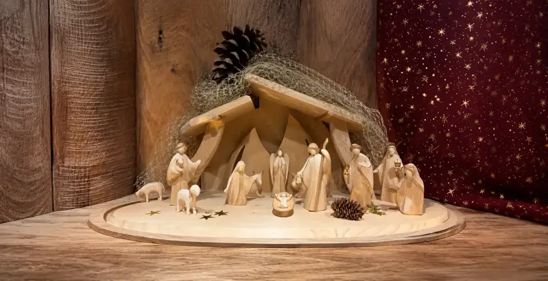 Crèches de Noël en bois - crèches d'exception