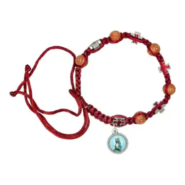 Armband op koord Houten kralen - Kruisje email + med. - Kl. ass.