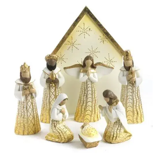 Christmas crib with 8 figures