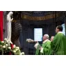 Statue Notre Dame de Banneux 135 cm polyester couleurs