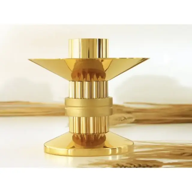 Candle holder H 11 cm diam Candle 5 Cm golden
