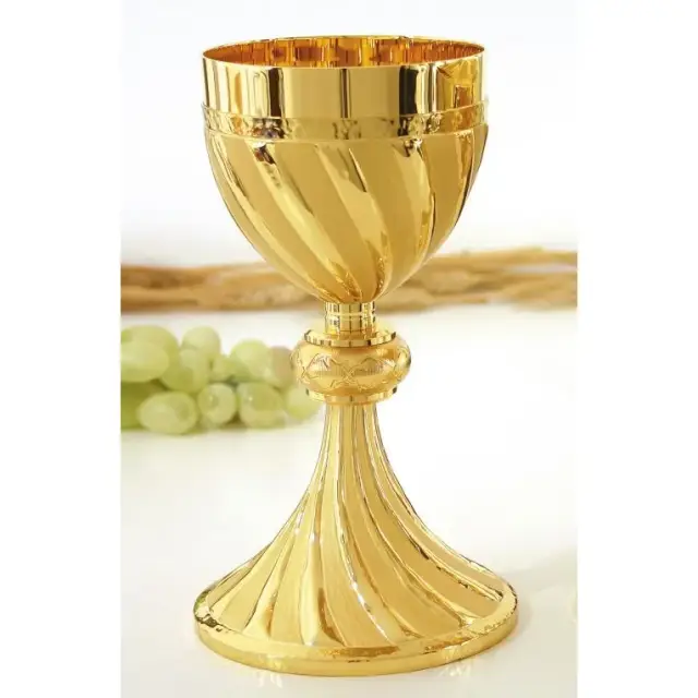 Chalice H 20 cm diam Ouv. 10 Cm Golden