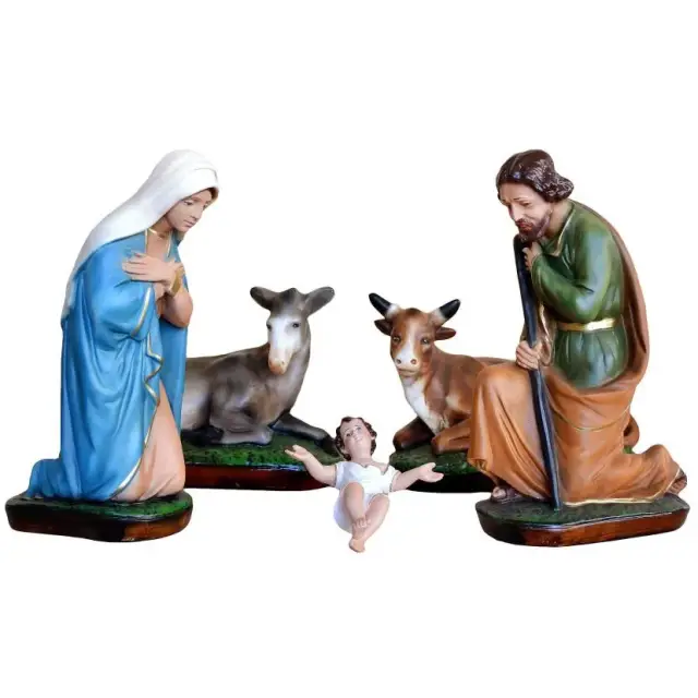 Nativity resin comprosée 5 parts of 34 cm