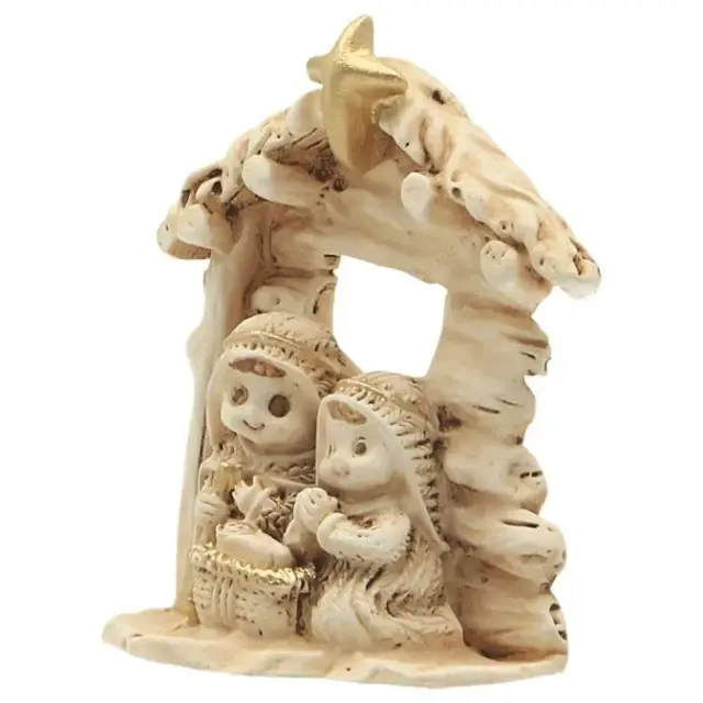 Nativité en albâtre 6,5x5,5x3 cm décoré