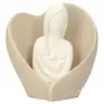 Mère et enfant dans un coeur 9 cm beige