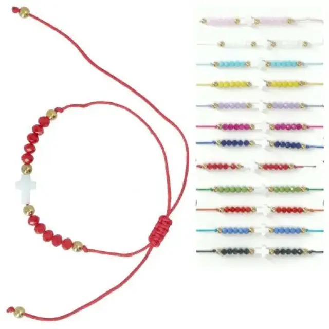 Armband met parelmoer kruis