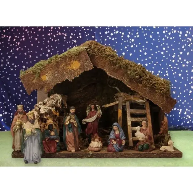 Kerststal met 11 Figuren 9 Cm (32 X 18 X H23 Cm)