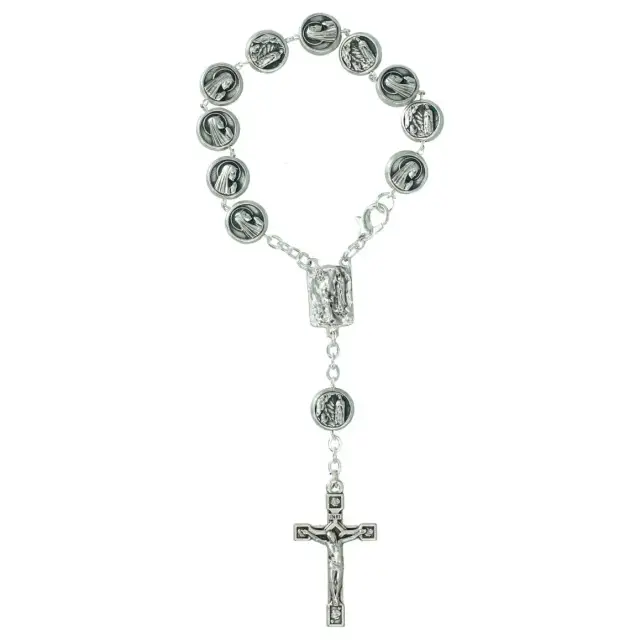 Rosary / Car apparition. Lourdes