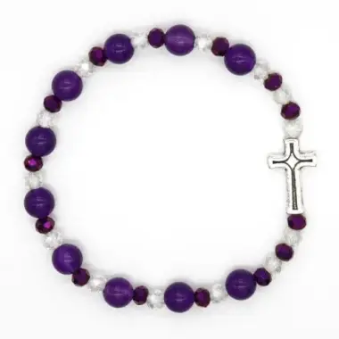 Armband op elastiek met paarse Jada korrels + kruisje