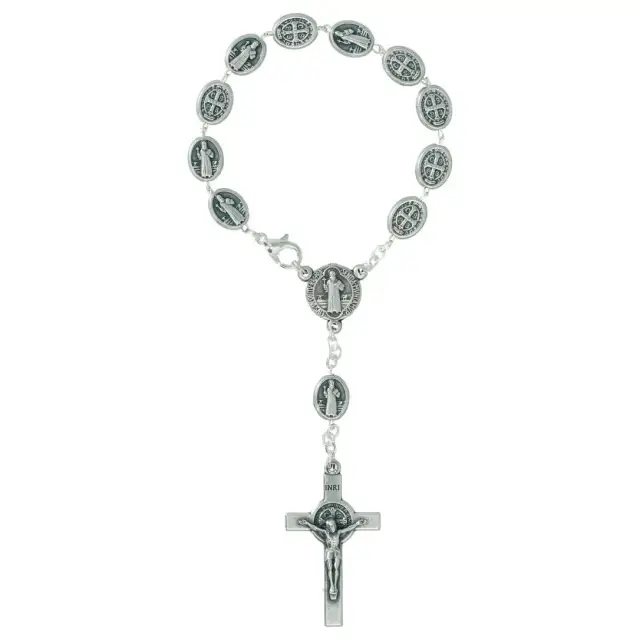 Rosary / Car apparition. Lourdes