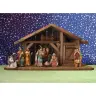 Kerstset : stal (55x30x29cm) met 10 figuren van 12 cm