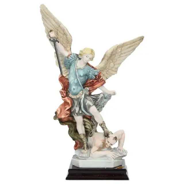 St Michael 31 cm marmer dust
