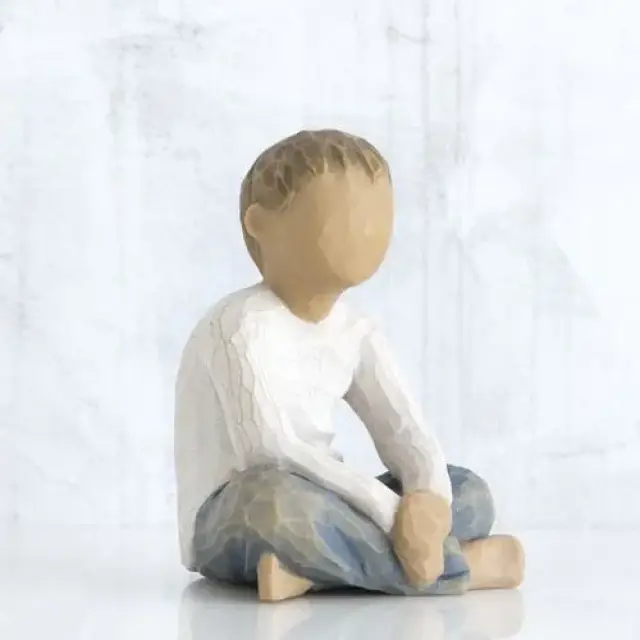 Statuette Willow Tree : Garcon Assis 6 Cm - Imaginative child
