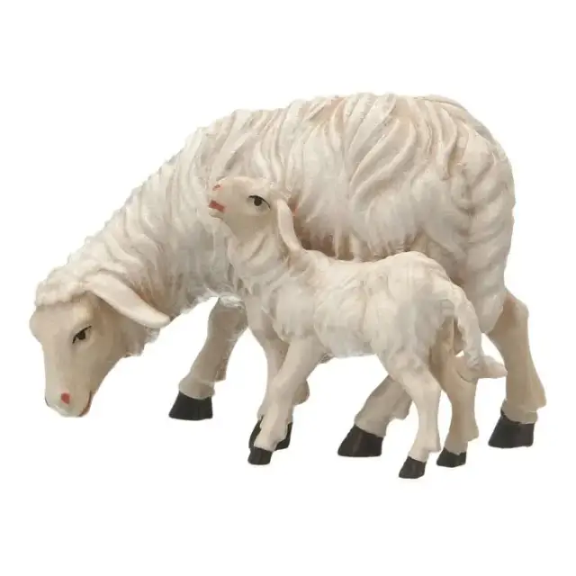 Kerstgroep Heide Hannah Houtsnijwerk : Groep 2 Schapen voor kerstfiguren van 20 cm/ Gekleurd