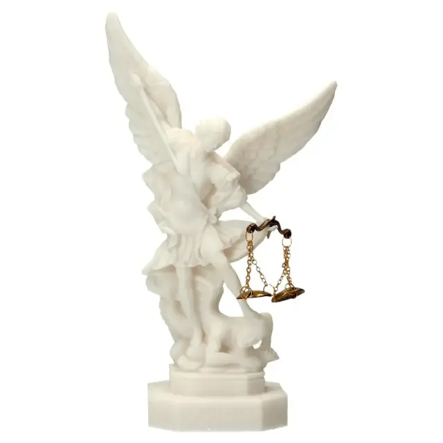 Beeld 20 cm - Alabaster - H Michael met weegschaal